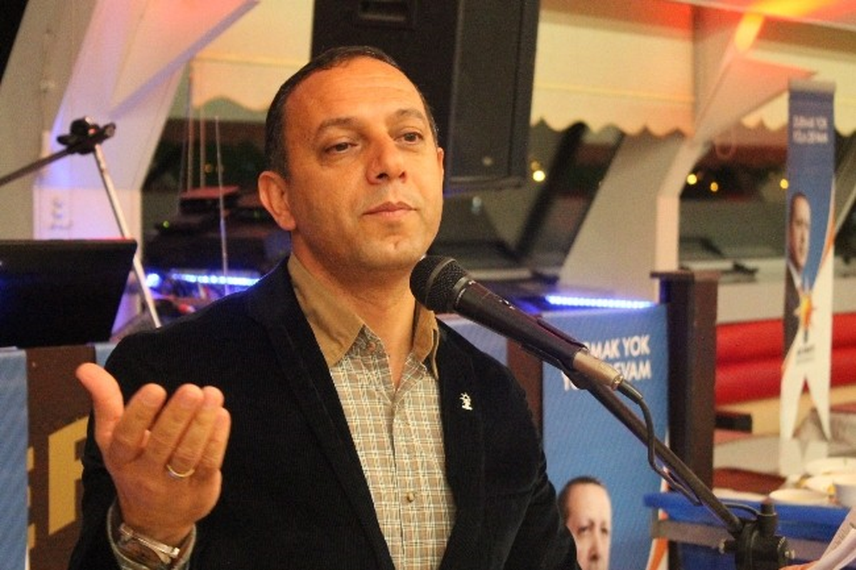 AK Parti Bayraklı Teşkilatı, Dernek ve Muhtarlarla Buluştu