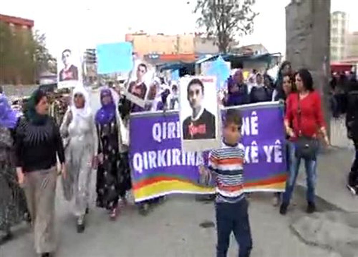 Cizre\'deki Kadın Cinayeti Protesto Edildi