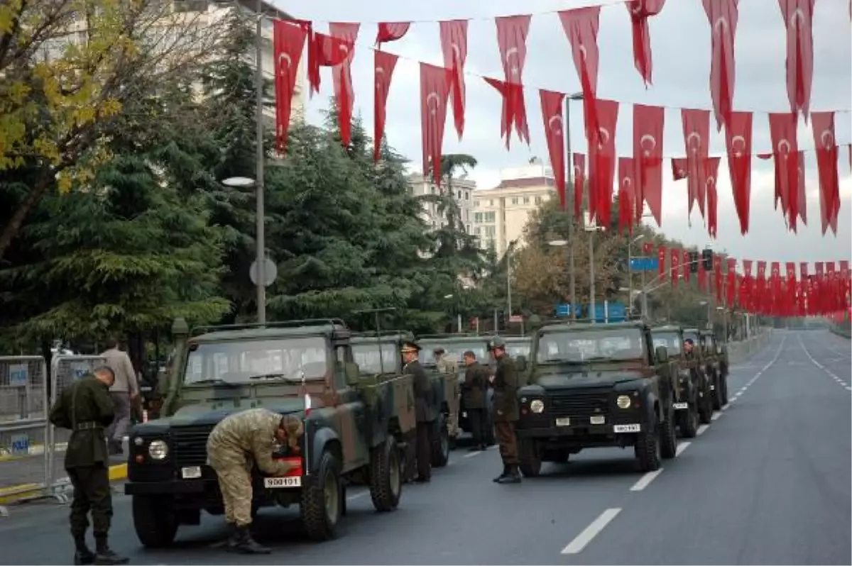 Cumhuriyet Bayramı Kutlama Provaları Yapılıyor