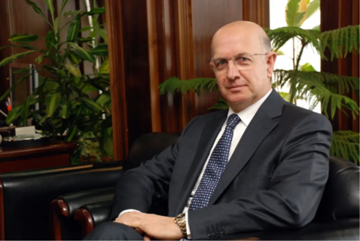 Erdoğan Bayraktar, Twıtter\'dan ODTÜ Rektörü Acar\'a Teşekkür Etti