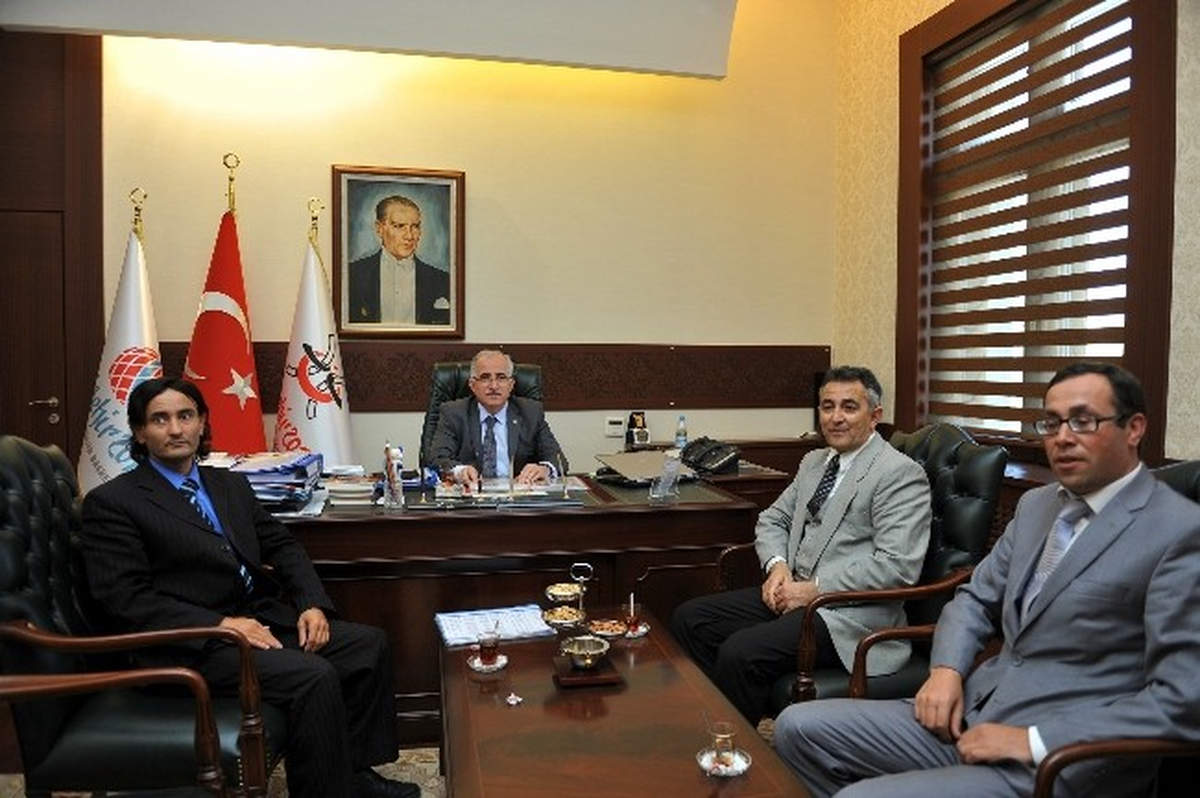 Eskişehir Görme Engelliler Spor Kulübü\'nden Vali Tuna\'ya Ziyaret