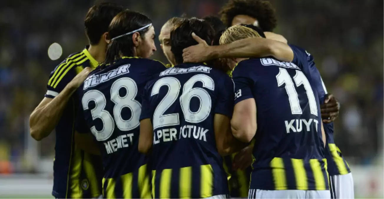 Fenerbahçe\'de Futbolcular İki Gün İzinli