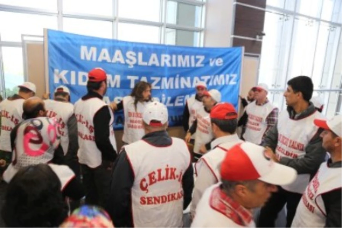 Grevdeki İşçiler Türkiye Barolar Birliği\'nde Buluştu