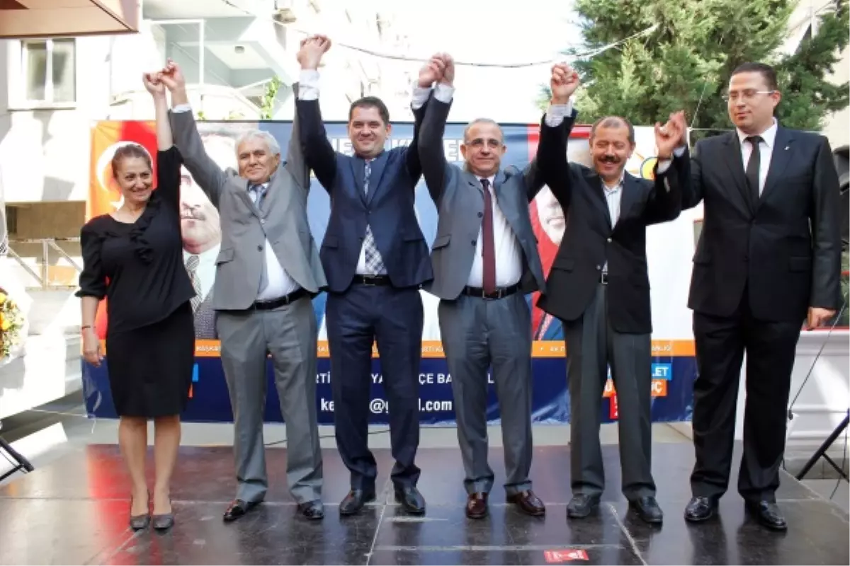 Karşıyaka\'da Değişim Zamanı Başladı