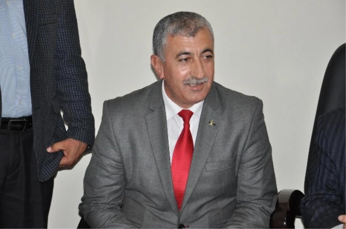 Kızılpınar Belediye Başkanı Yiğit, "Siyasete Çok Meraklıyım"