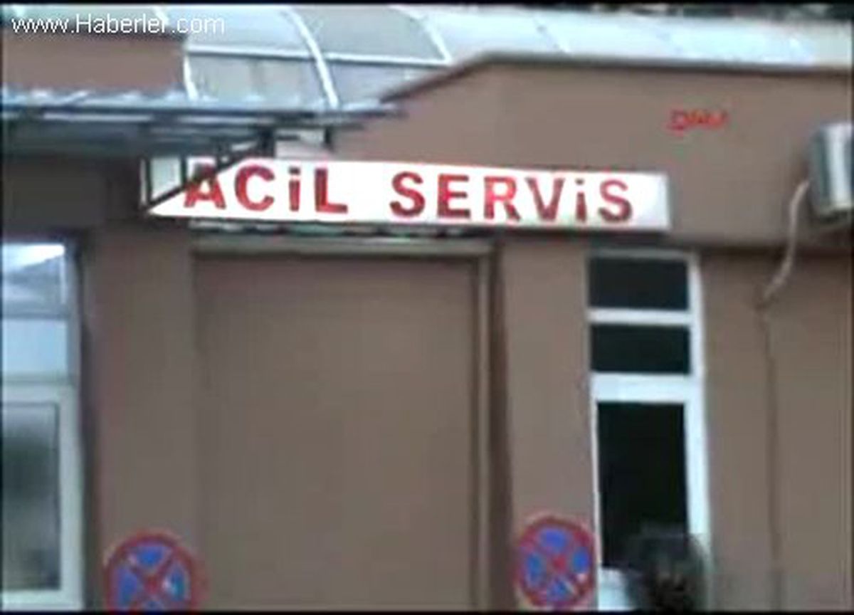 Liselilerin Bıçaklı Kavgası 2 Yaralı