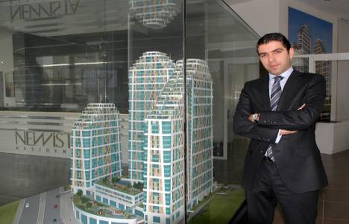Türkiye\'den Taşınmaz Alan Yabancıların Oturma İzni Uzadı
