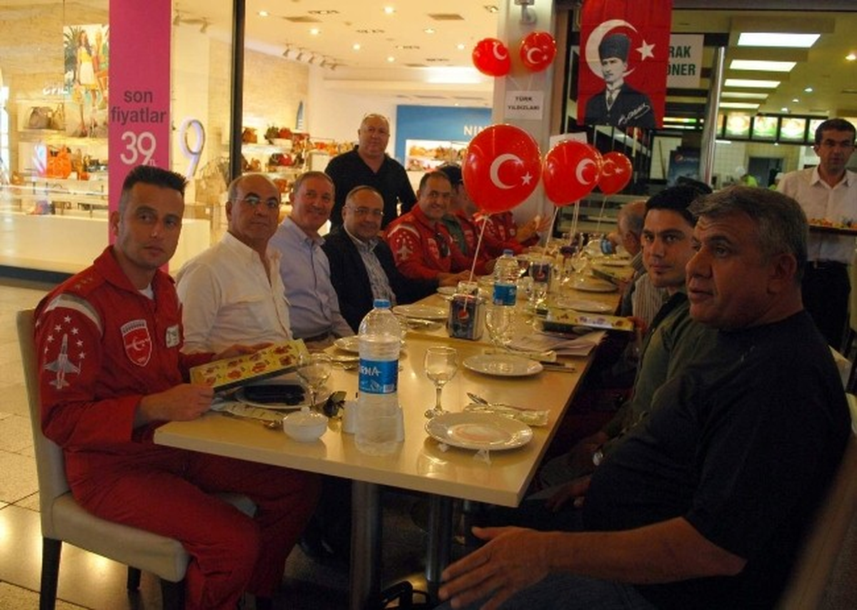 Türk Yıldızları Deepo\'da