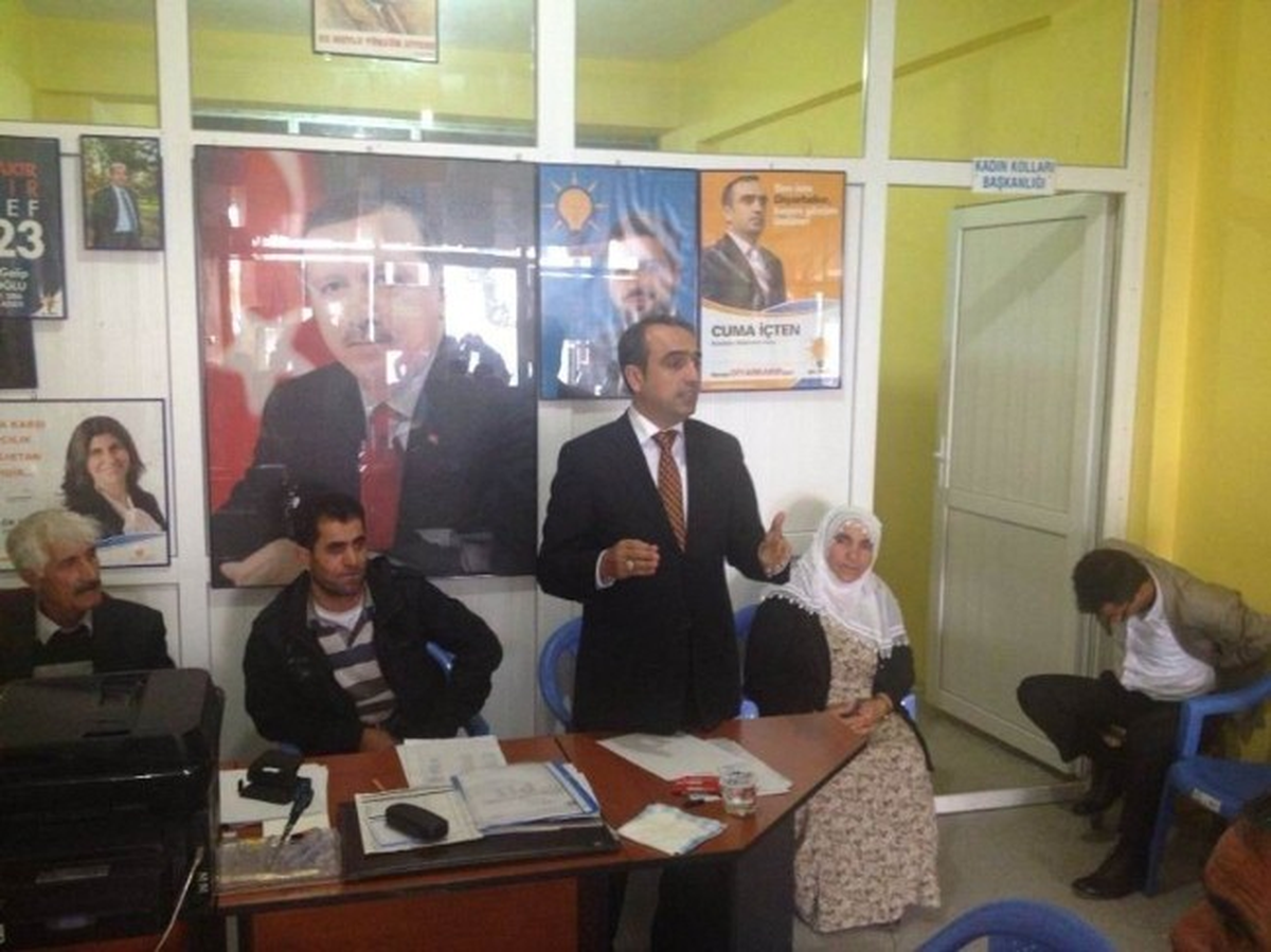 AK Parti\'li İçten Dicle Danışma Meclisi Toplantısına Katıldı