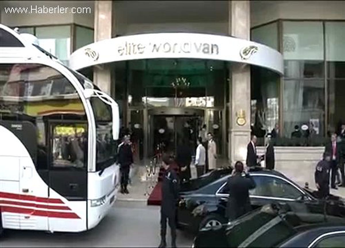 Başbakan Erdoğan, Elite World Van Oteli\'nin resmi açılışını yaptı