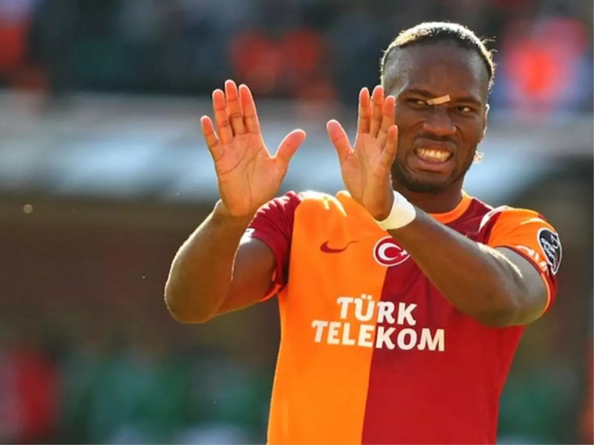 Drogba 2 Sene Daha Galatasaray\'da Kalacak