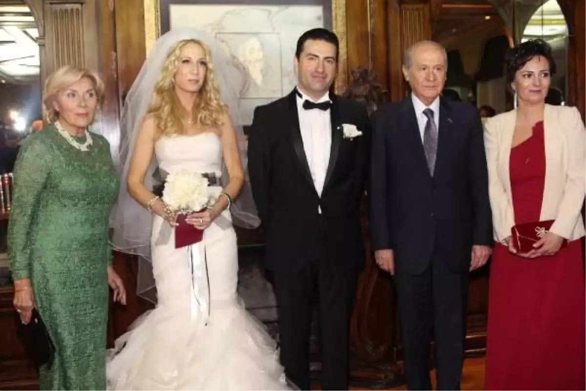 MHP Lideri Bahçeli, Nikah Şahidi Oldu