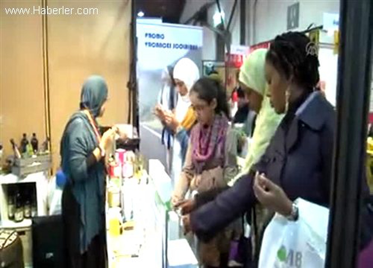 Müslüman Fuarı\'na büyük ilgi