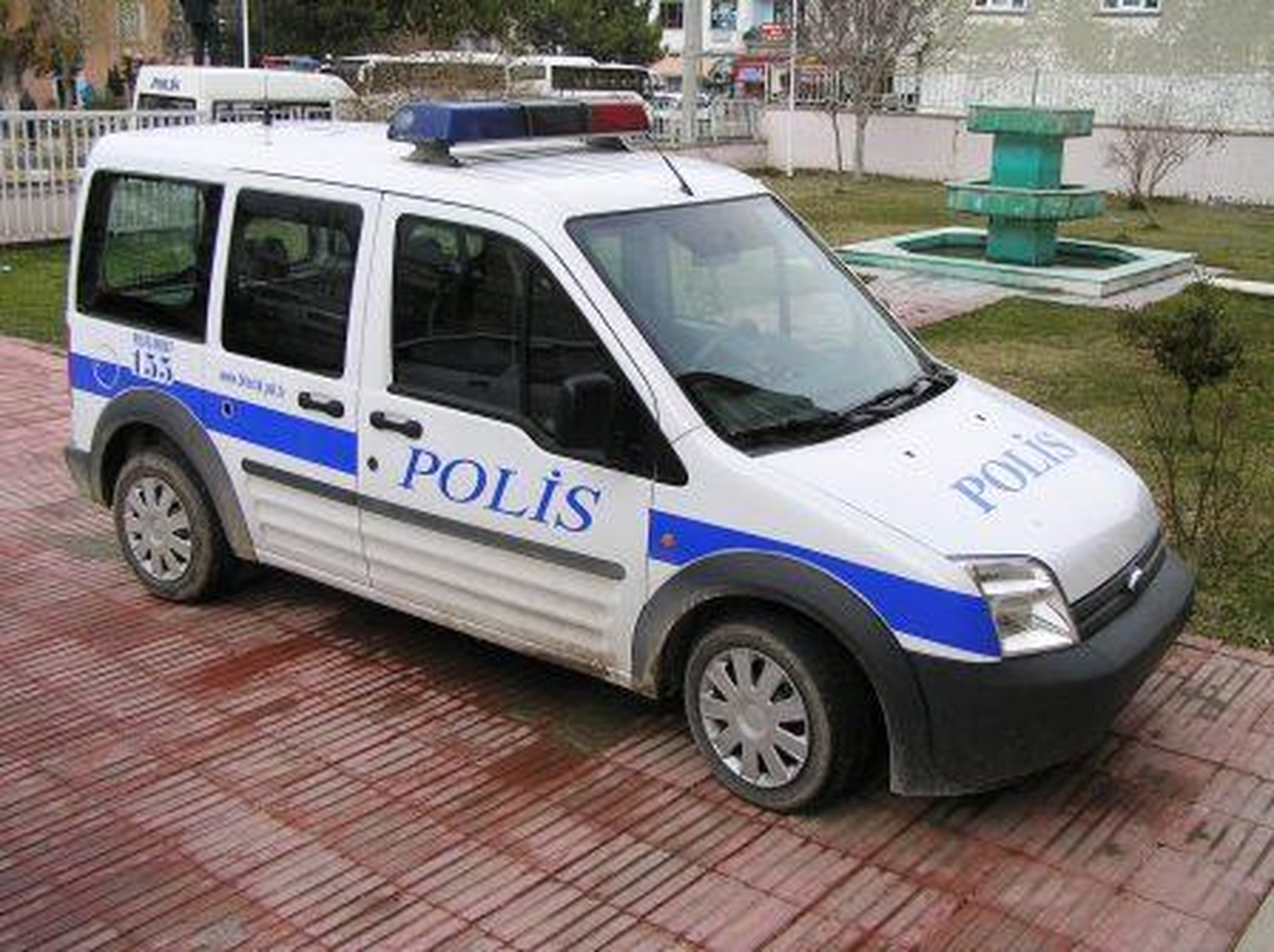 Polise 5 El Ateş Etti, 'Bir Daha Yaparım' Dedi