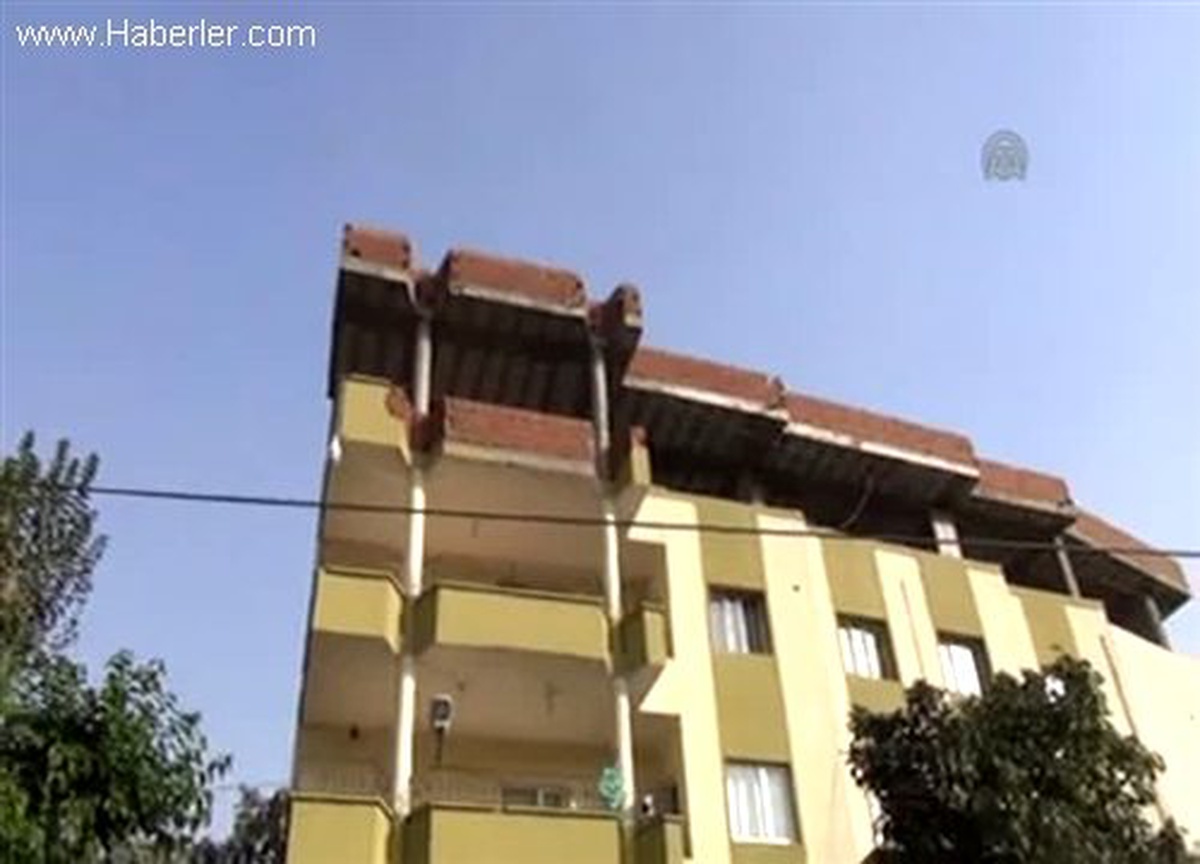 Vali İpek, evine patlayıcı atılan kanaat önderi Haşimi\'yi ziyaret etti