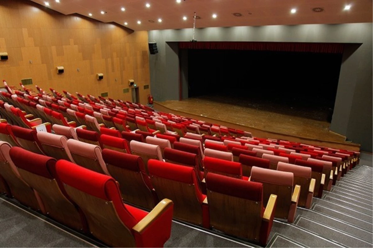 Adana Devlet Tiyatrosu "Sahne Çukurova"Yı Açıyor