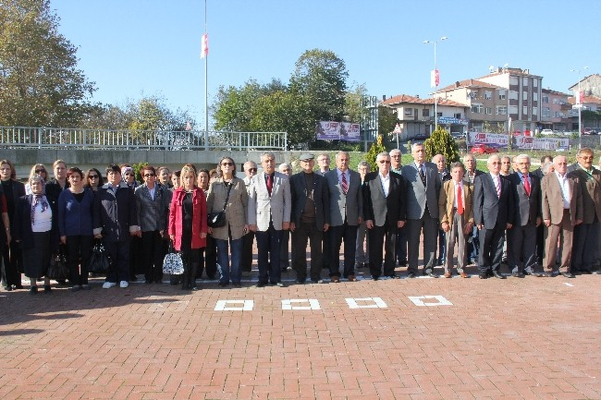 Alaplı CHP\'den Alternatif Cumhuriyet Bayramı Kutlaması