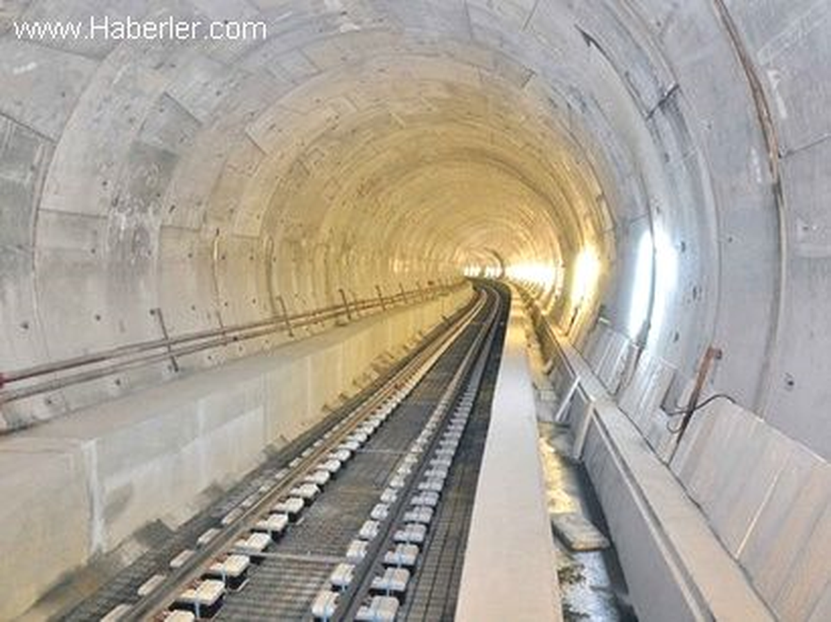 Alman Radyosu: Marmaray, Türkiye\'nin Yeni Özgüveni İçin Sembol