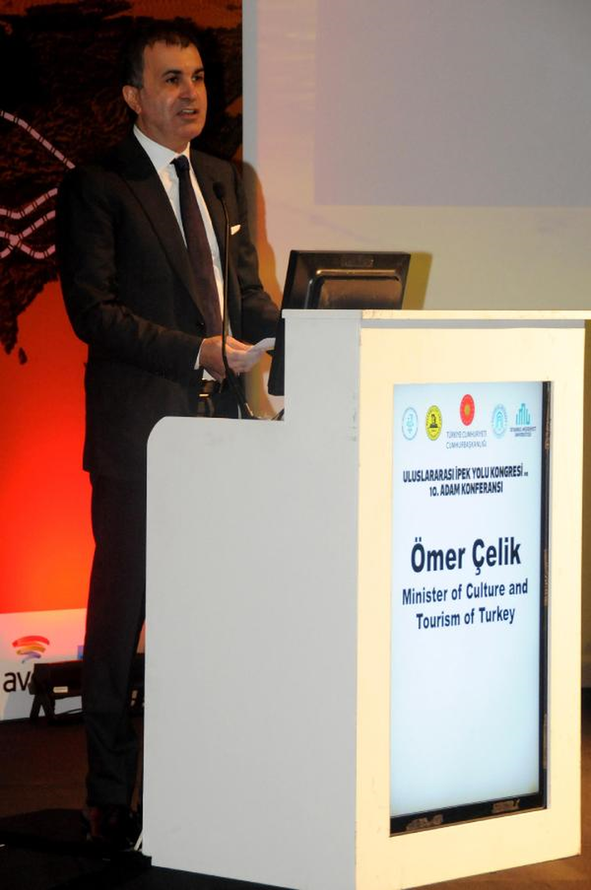 Bakan Çelik: Marmaray, İpek Yolu\'nu Stratejik Eksende Birinci Plana Taşıyacak