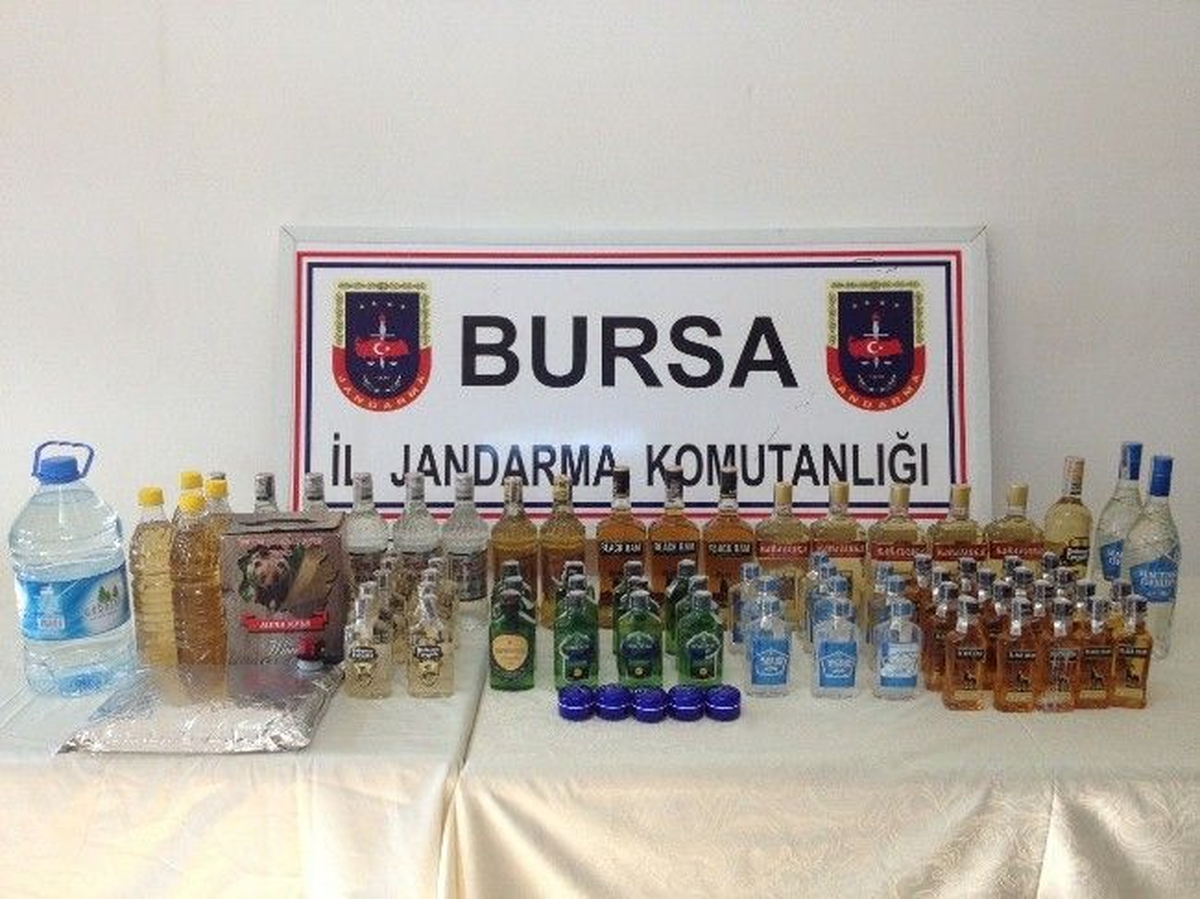 Bursa\'da Kaçak İçki Ele Geçirildi