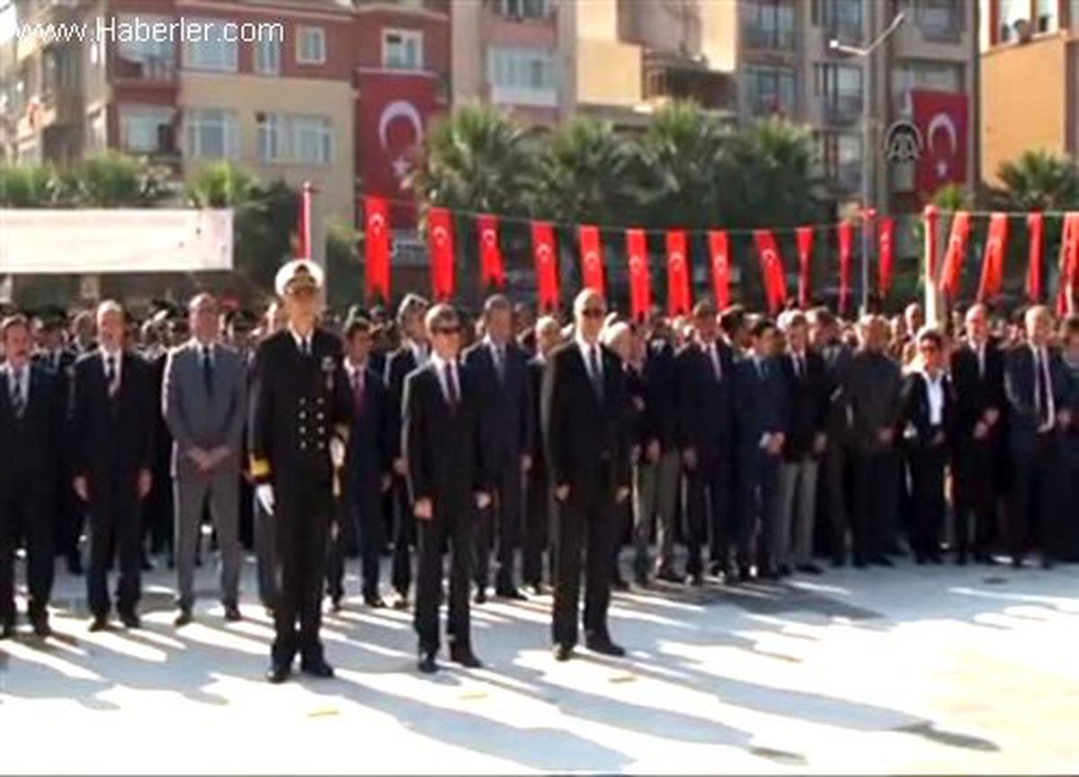 CHP\'li grup "Andımız"ı okudu