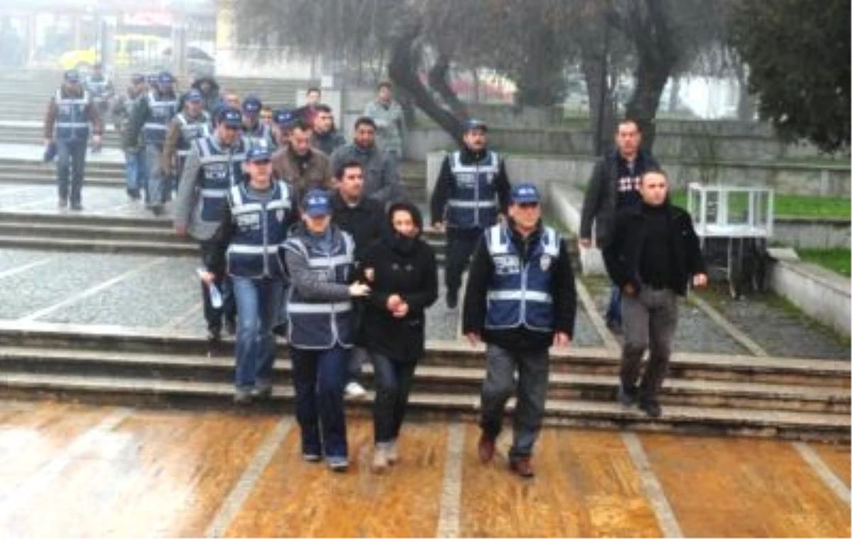 Edirne\'de "İnsan Kaçakçılığı" Operasyonları