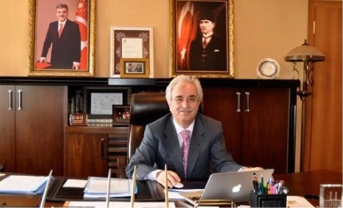 Etü Rektörü Prof. Dr. Yaylalı\'nın Cumhuriyet Bayramı Mesajı