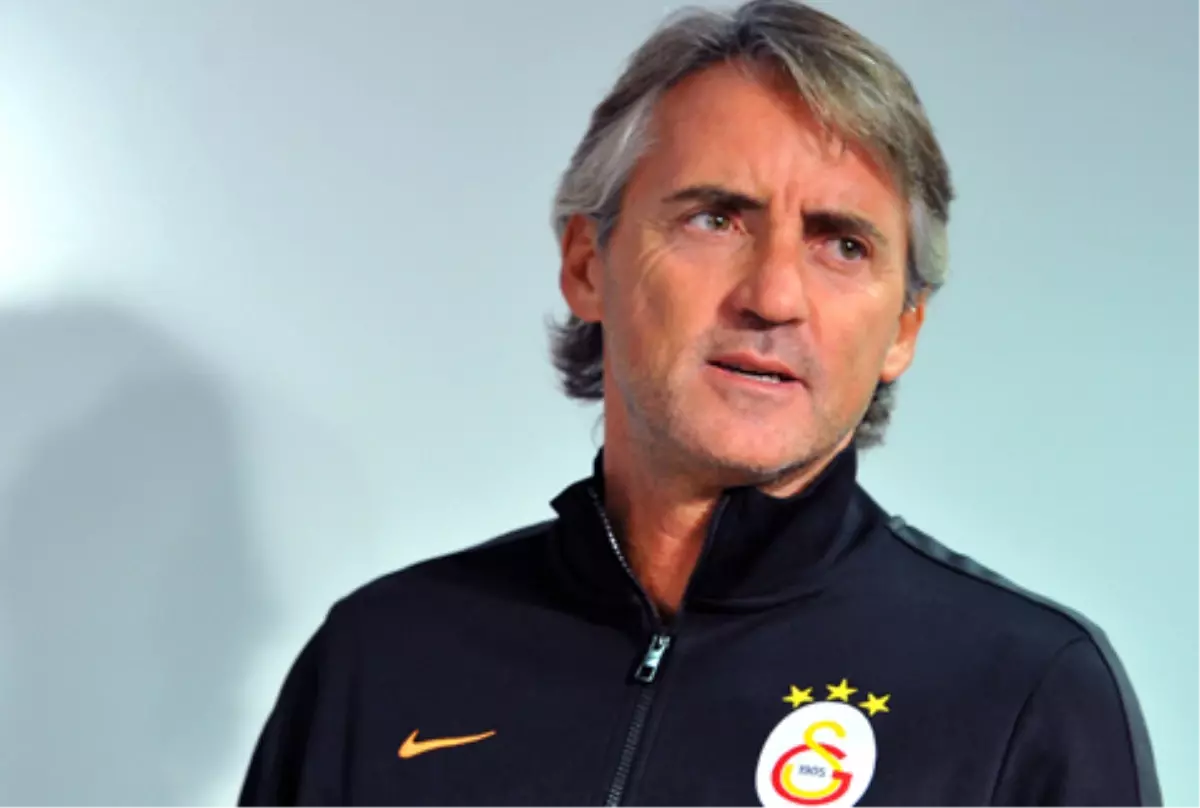 Galatasaray Teknik Direktörü Mancini\'nin Denemeleri