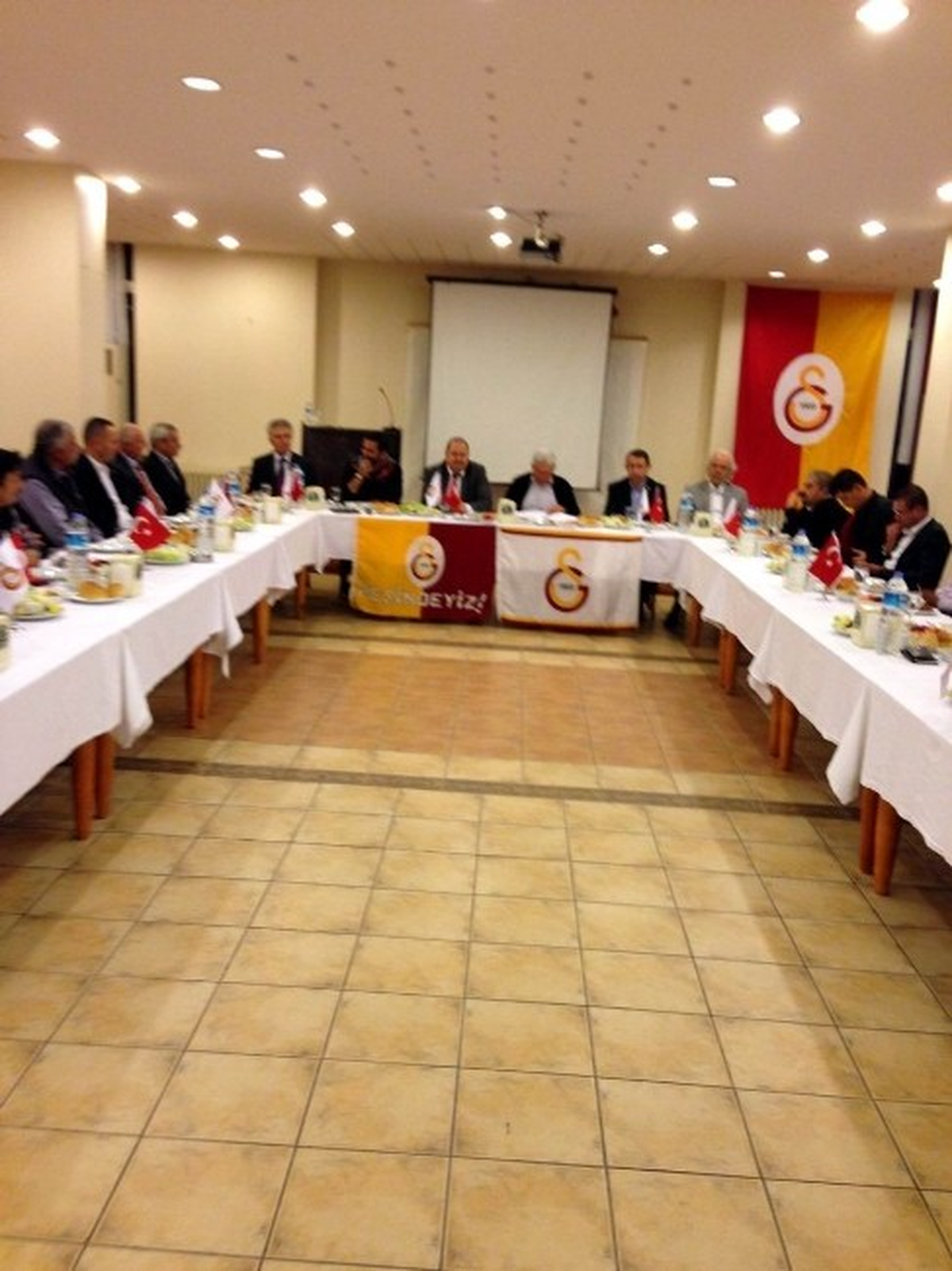 Galatasaraylılar Gönen\'de Toplandı