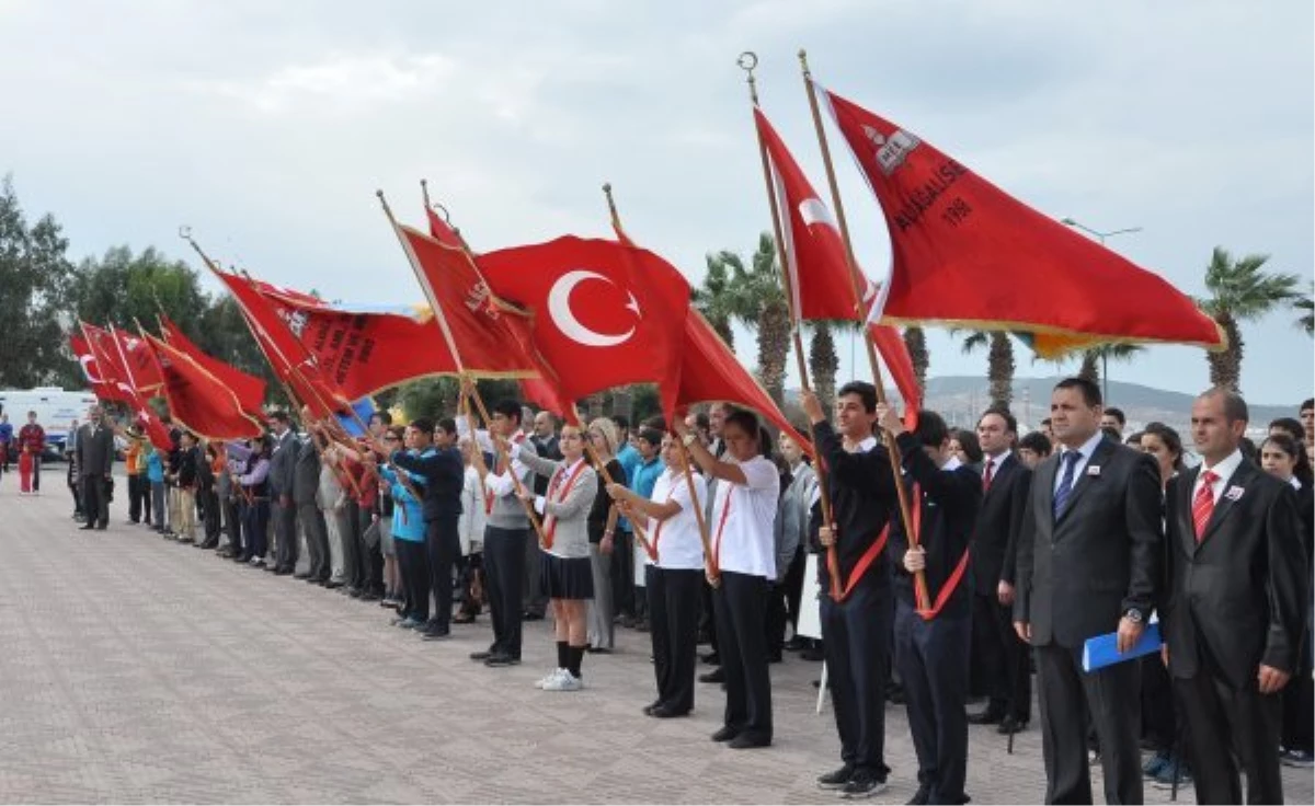 Karşıyaka\'da 29 Ekim Coşkusu Bayrağa Saygı Yürüyüşü Başlıyor