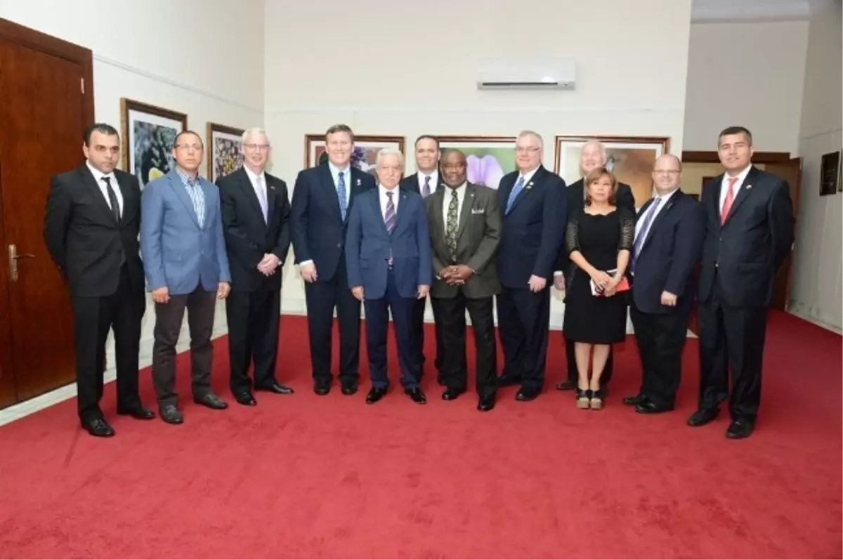 ABD\'lilerden Büyükşehir Gençlik Merkezi\'ne Övgü