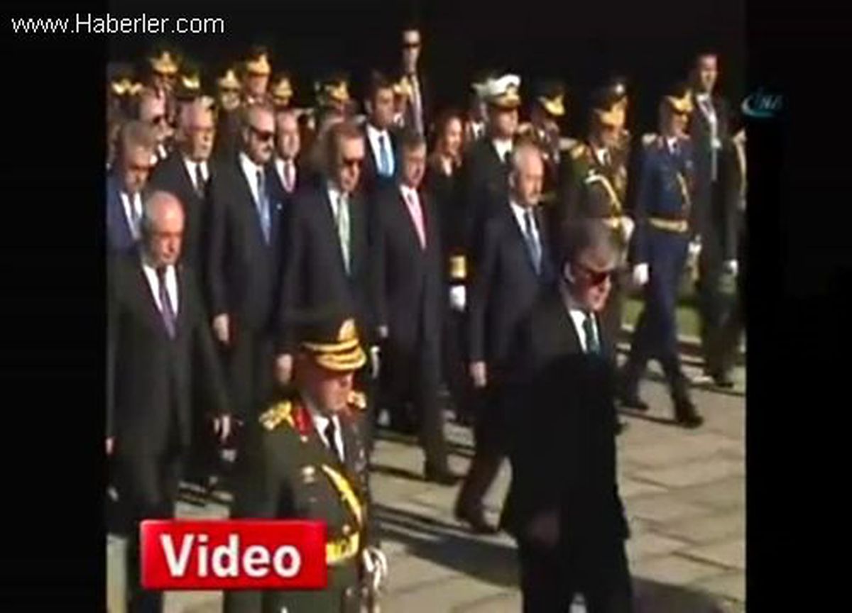 Abdullah Gül Tebrikleri Kabul Etti