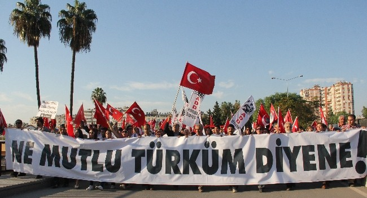 Adana\'da Alternatif Cumhuriyet Bayramı Kutlaması