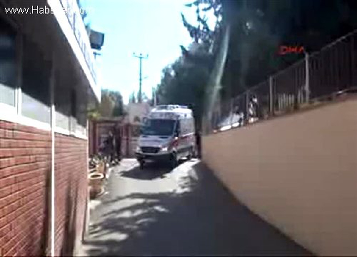 Adıyaman\'da Otomobilin Çarptığı Çocuk Yaralandı