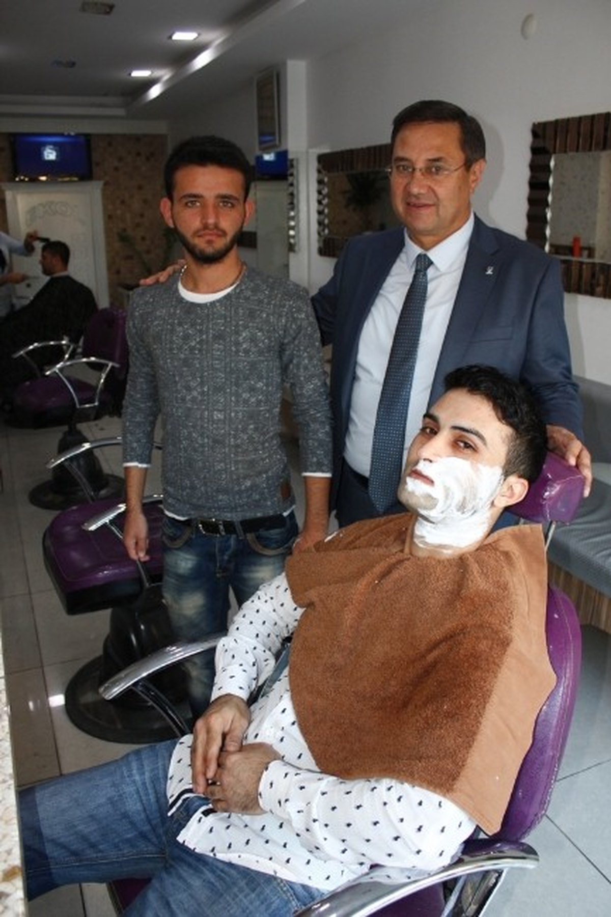 Ak Partili Sarı: "Bayraklı\'da Vatandaşın Sadece Oyuna Değil, Gönlüne Talibiz"