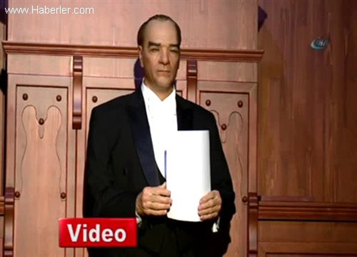 Atatürk ve İsmet İnönü Robotu Tarihi Anlattı