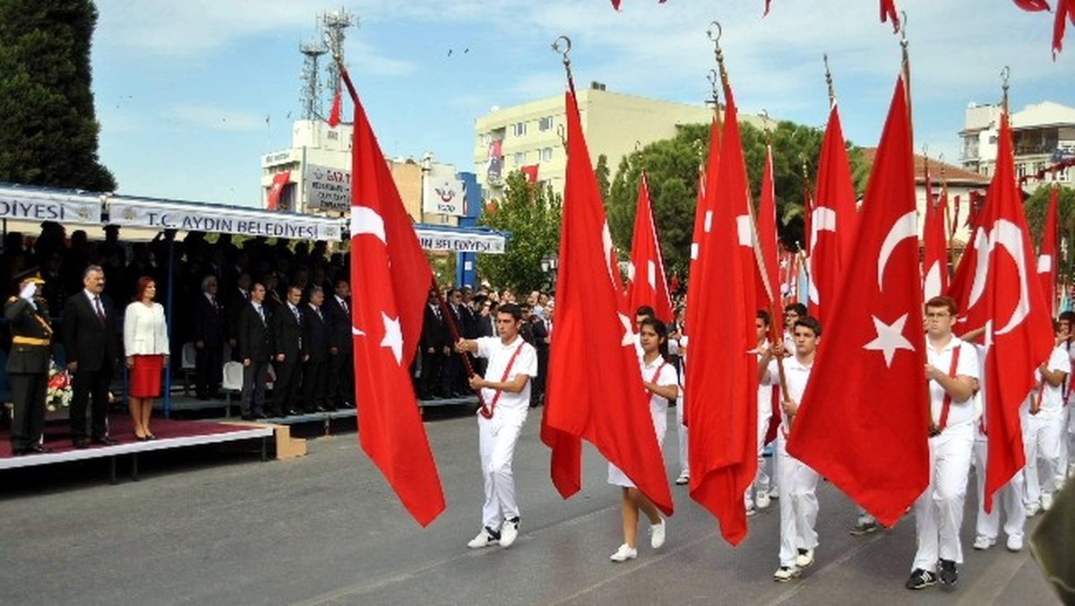 Aydın\'da Cumhuriyet Bayramı Kutlamaları