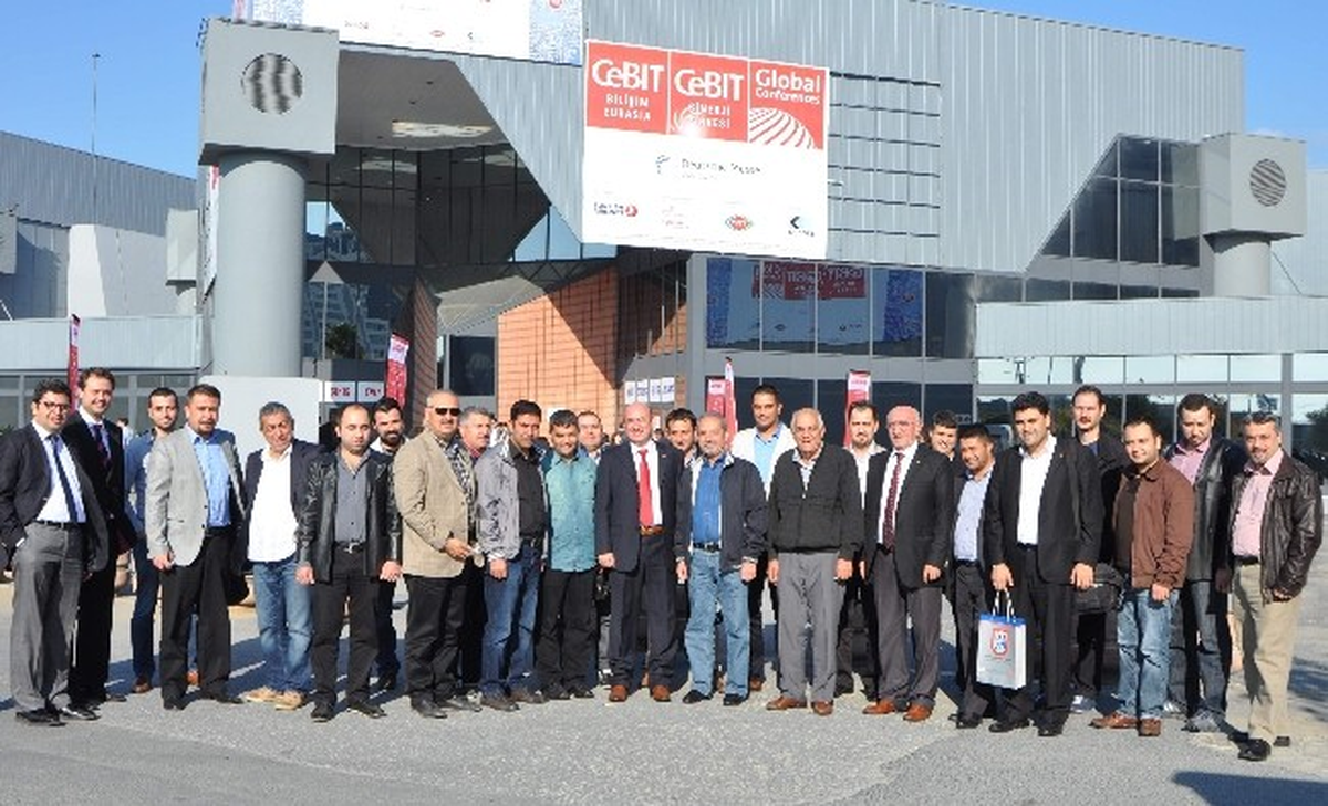 Ayto, Üyelerini CeBIT\'e Uçurdu