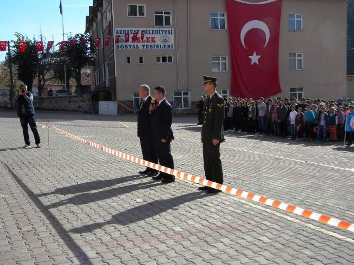 Azdavay\'da Cumhuriyet Bayramı Kutlandı