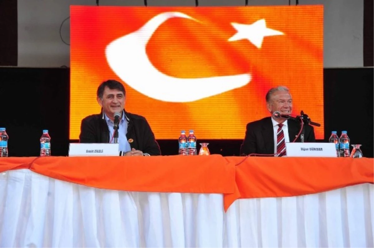 Balçova\'da Cumhuriyet Paneli