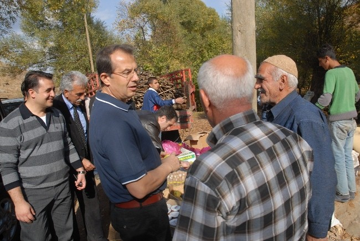 Bingöl Valisi Taşyapan Köy Yaylasına Çıktı