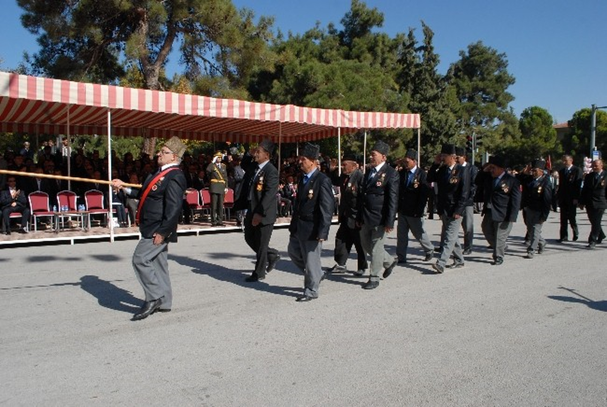 Burdur\'da Cumhuriyet Coşkusu