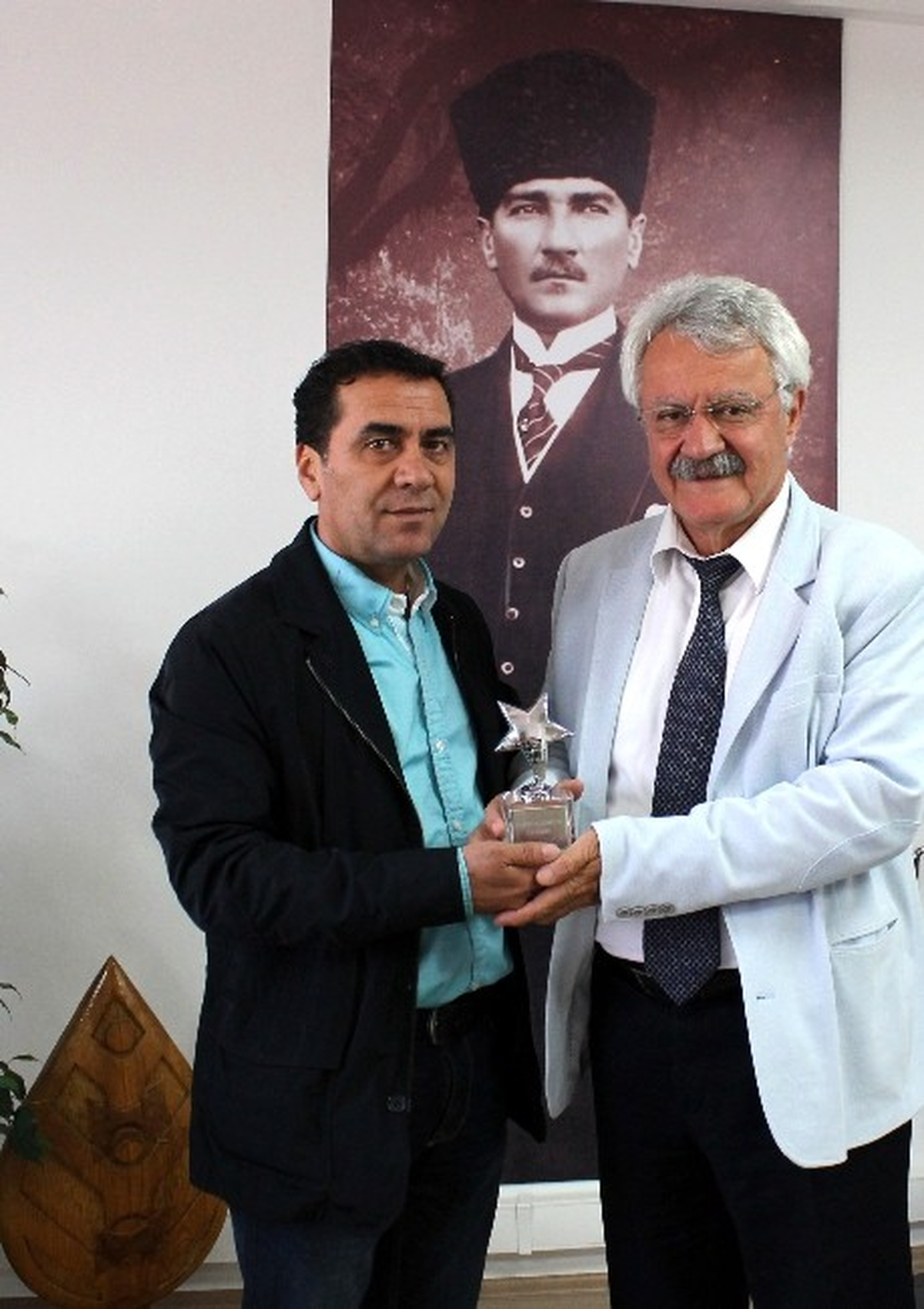 Çankaya Belediye Başkanı Tanık\'a Amerika\'dan Teşekkür Plaketi