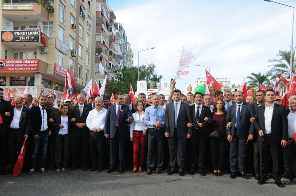CHP Antalya\'dan Alternatif 29 Ekim Kutlaması