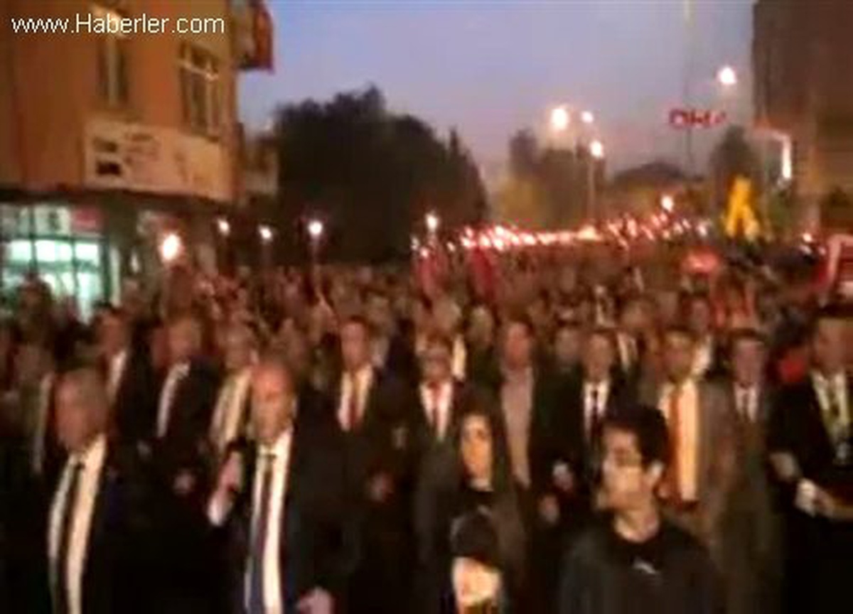 CHP\'li İnce: Onların Ki Cumhuriyete Karın Ağrısı