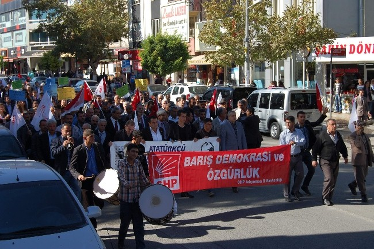 CHP ve Add\'den, 29 Ekim Cumhuriyet Bayramı Kutlamaları