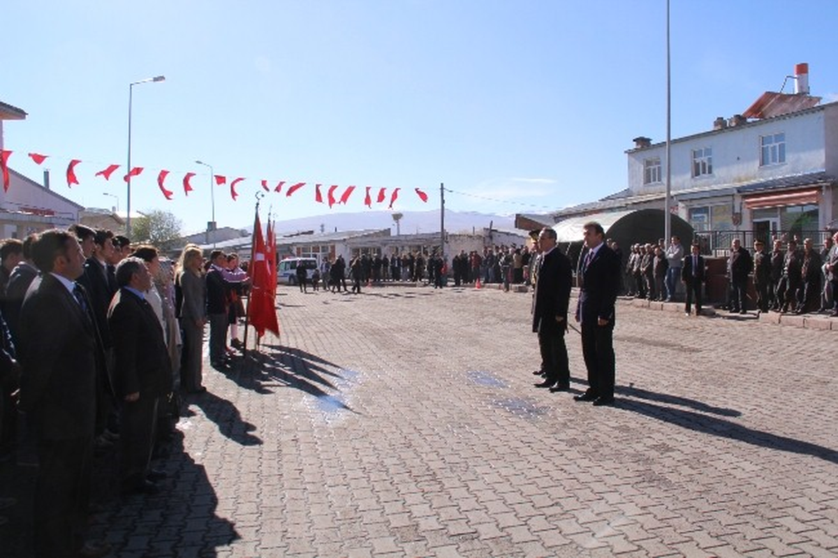 Çıldır\'da Cumhuriyet Bayramı Kutlamaları