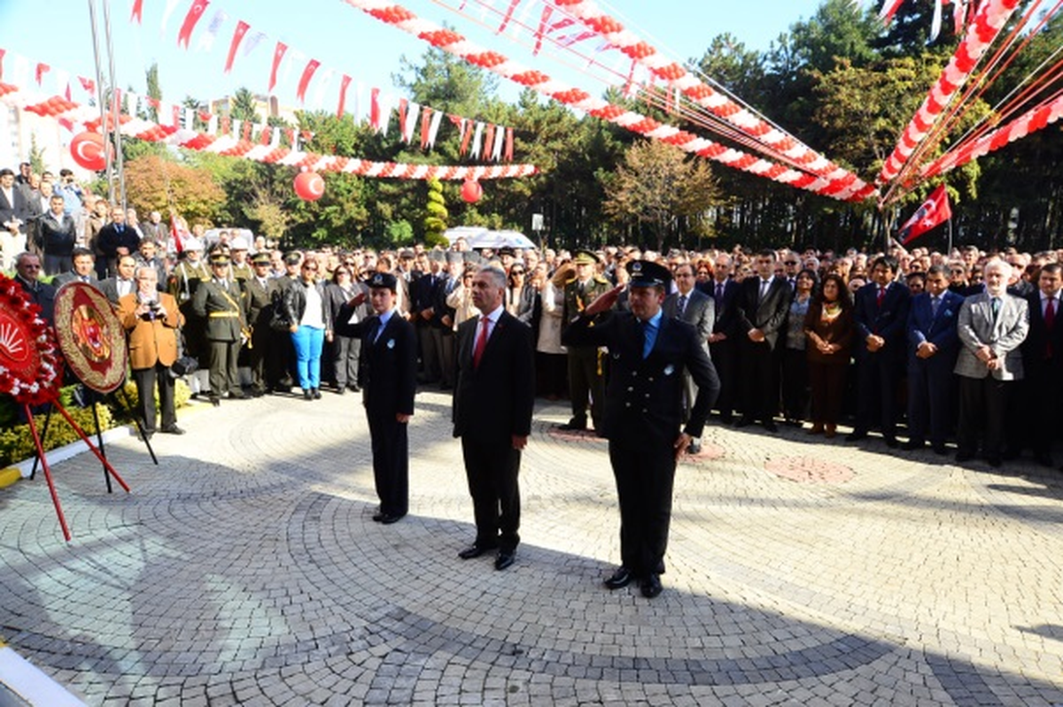 Cumhuriyetin 90. Yılı, Beylikdüzü'nde Coşkuyla Kutlandı