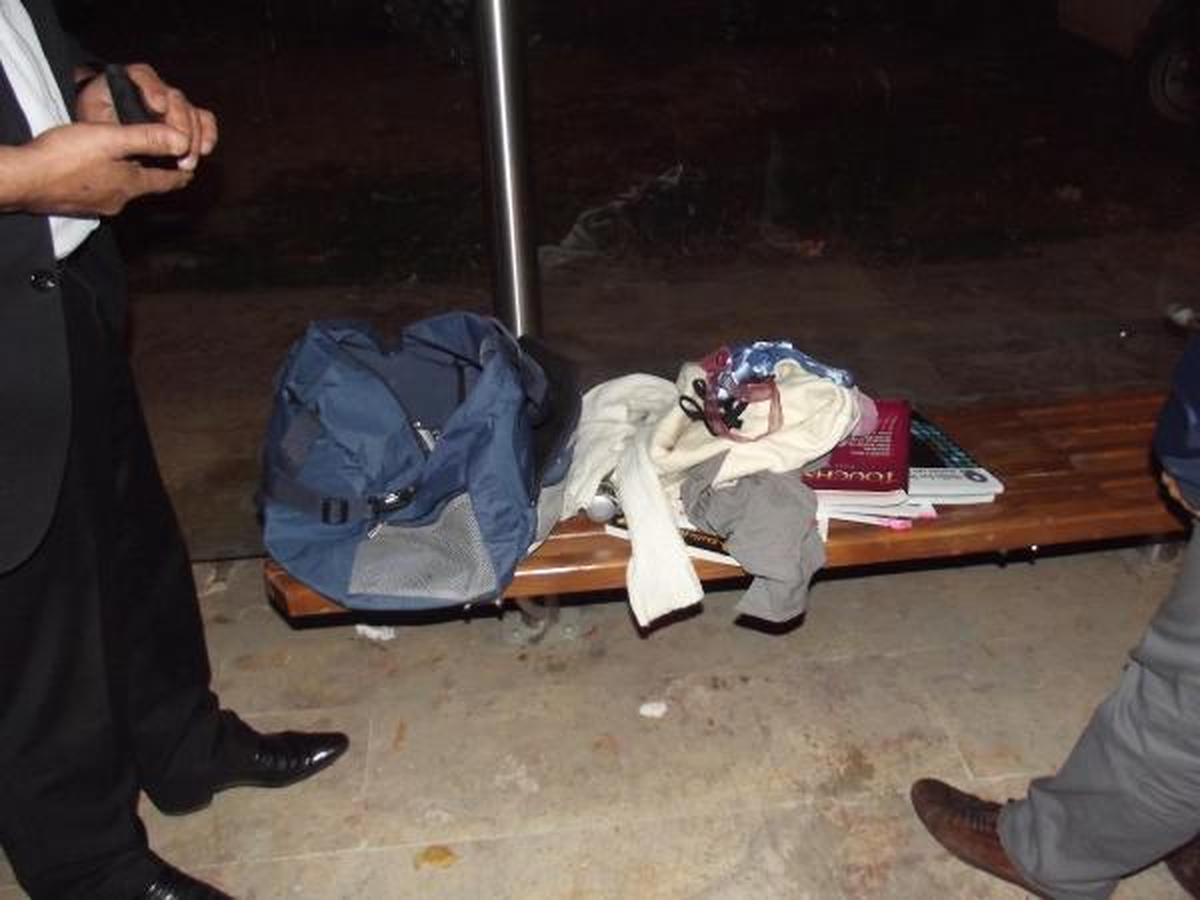 Düzce\'de Durakta Unutulan Çanta Bomba Korkusu Yaşattı