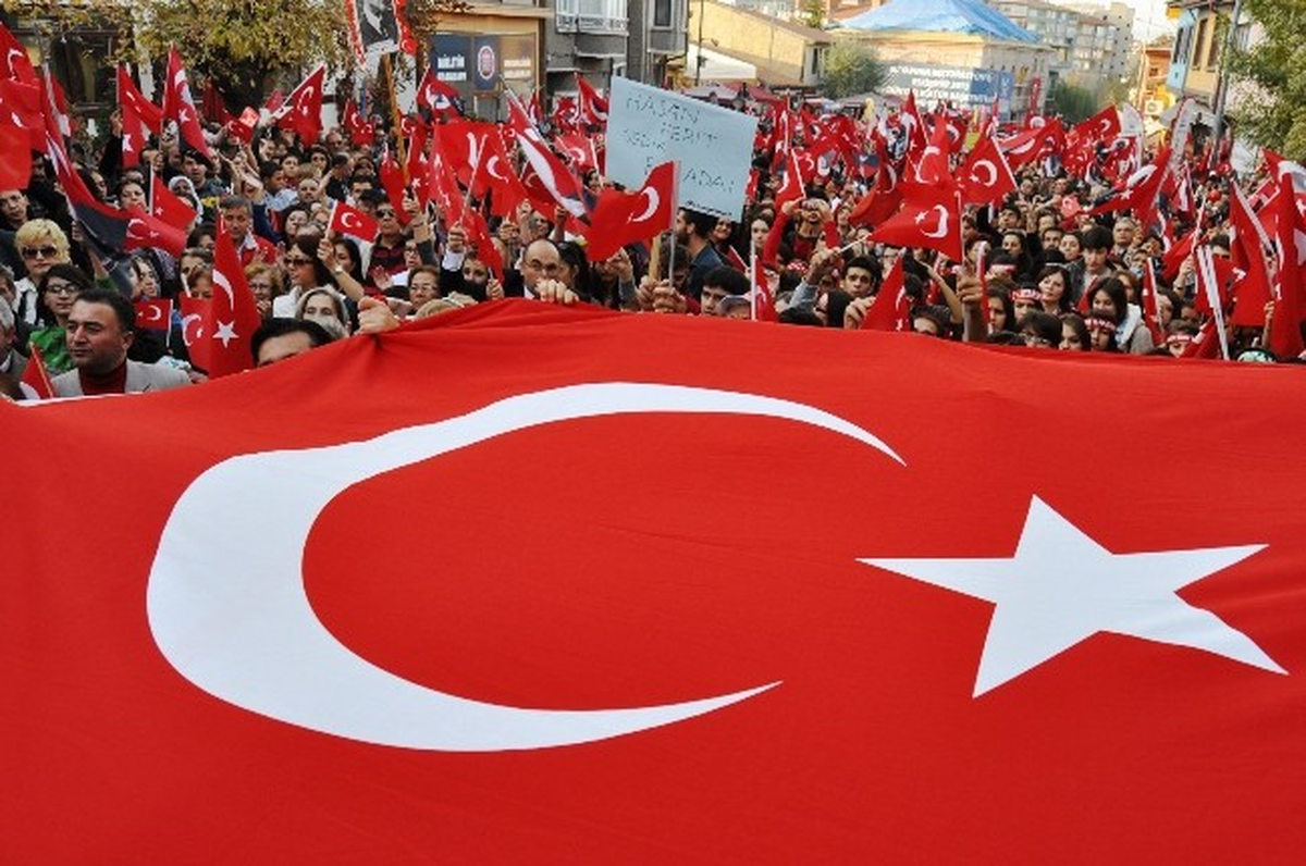Eskişehir\'de \'Cumhuriyet Yürüyüşü\'